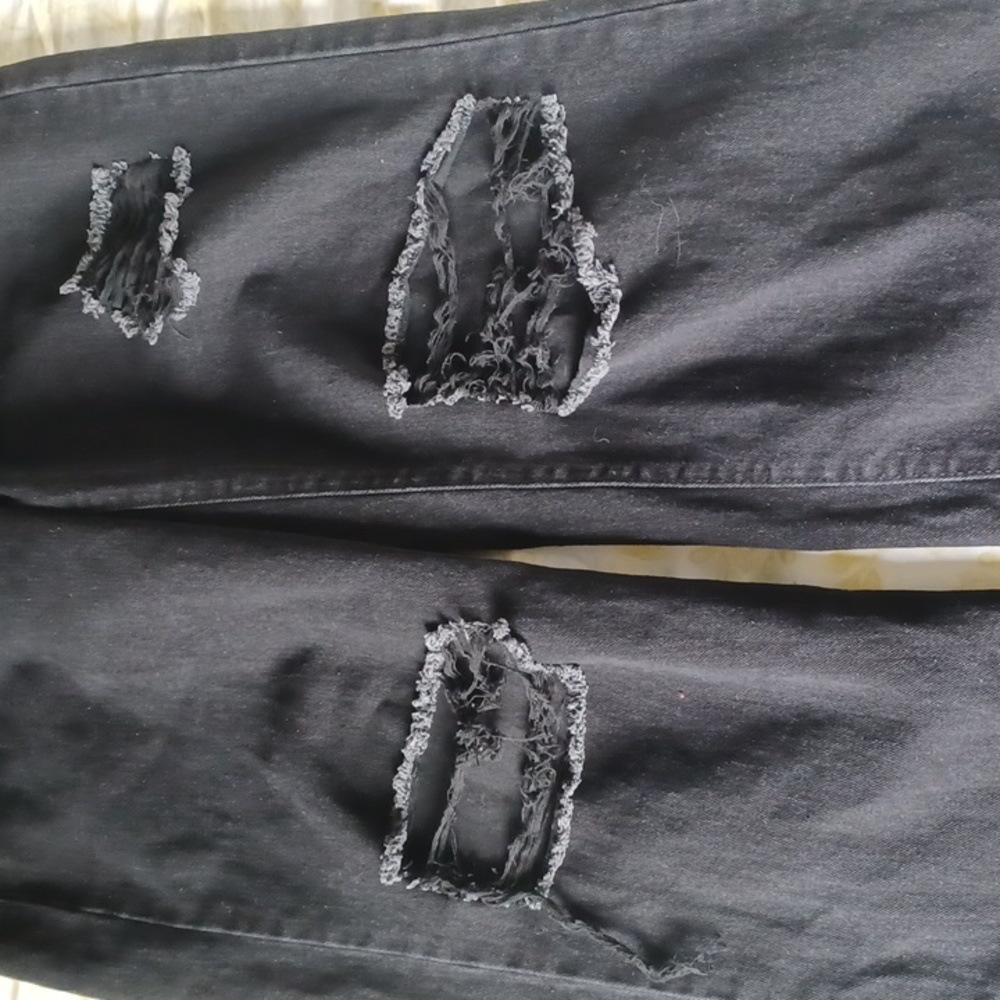 Jeans - Picture 2 of 4